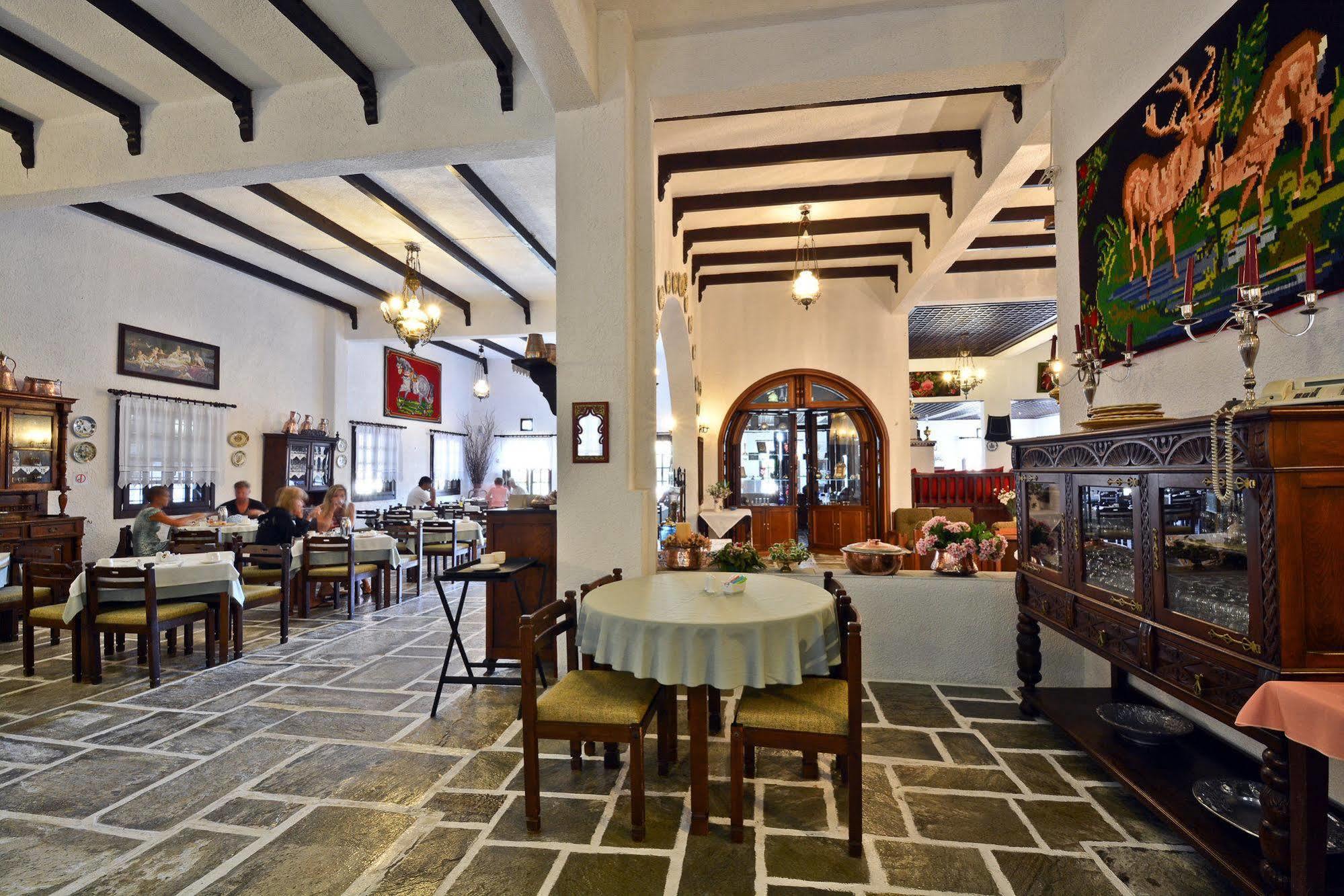 Hotel Prince Stafilos Skopelos Exterior foto
